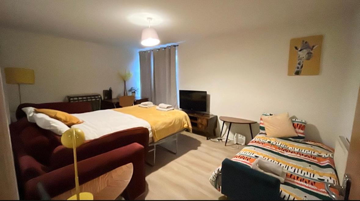 Spacious City Centre Flat Free Parking& Superfast Wifi EDI Exterior photo